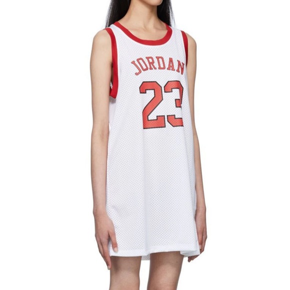NIKE JORDAN
White (Her)itage Minidress - Picture 2 of 3